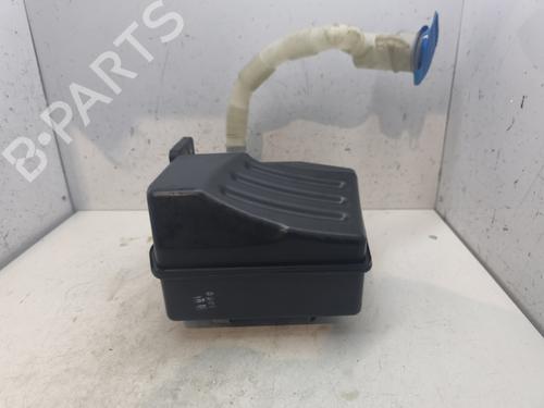 Windscreen washer tank SEAT LEON (1P1) 2.0 TDI 16V | BP27670698C113 