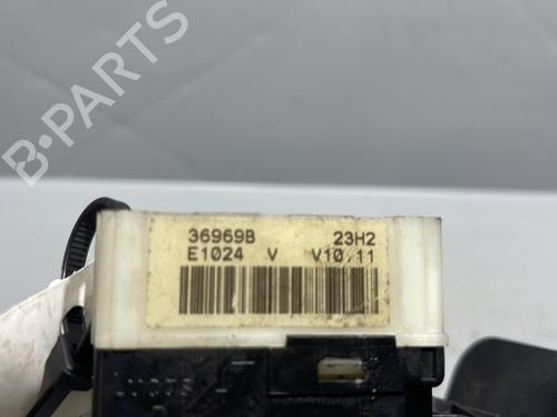 Used Steering column stalk Steering column stalk RENAULT MASTER II Bus (JD) 2.2 dCI 90 (JD0G, JD0N, JD1N) (90 hp) 28328366 28328366