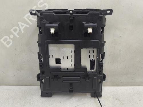 Used Climate control Climate control RENAULT MEGANE IV Hatchback (B9A/M/N_) 1.2 TCe 130 (B9MR) (130 hp) 39743016 39743016