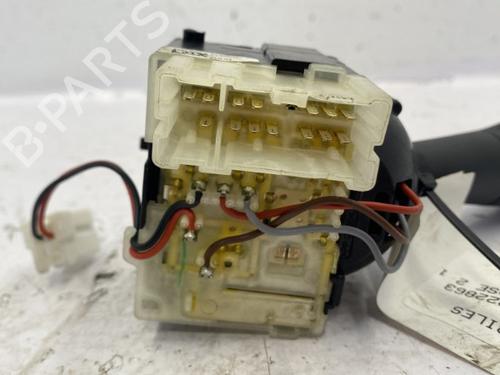 Used Switch Switch RENAULT TWINGO III (BCM_, BCA_) 1.0 SCe 75 (73 hp) 22841079 22841079