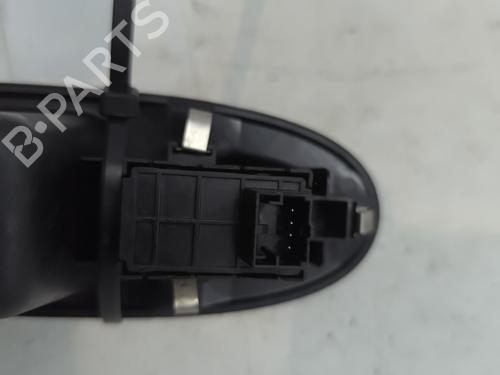 Used Right rear window switch Right rear window switch FIAT 500L (351_, 352_) 0.9 Natural Power (199LYC1B) (86 hp) 27665137 27665137