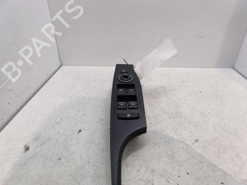 Used Left front window switch Left front window switch HYUNDAI i40 I CW (VF) 1.7 CRDi (136 hp) 30200244 30200244