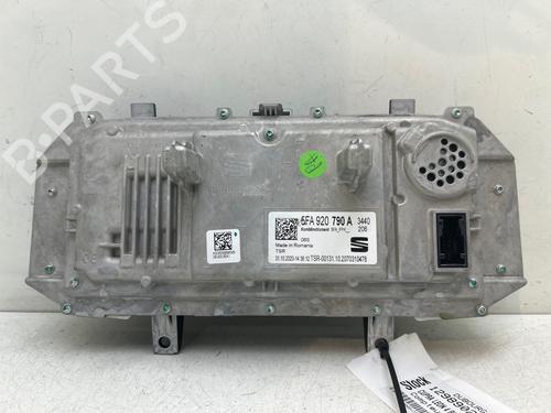 Used Instrument cluster Instrument cluster 37714972 37714972