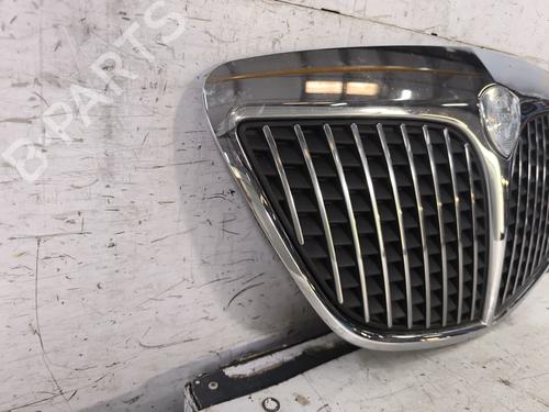 grille-lancia-musa-350_-2004-2005-2006-2007-2008-2009-2010-2011-2012-26741928 main image