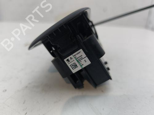 Used Switch Switch PEUGEOT 208 I (CA_, CC_) 1.2 VTI 82 (82 hp) 26585692 26585692