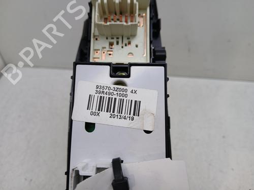 Left front window switch HYUNDAI i40 I (VF) 1.7 CRDi | BP36953635I27 - Image 2