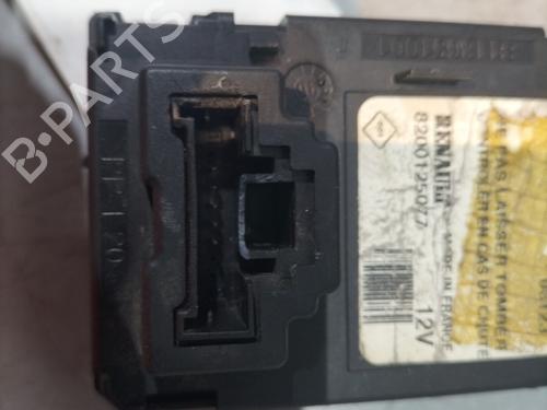 Card reader RENAULT MEGANE II (BM0/1_, CM0/1_) 1.9 dCi | BP30088500E4