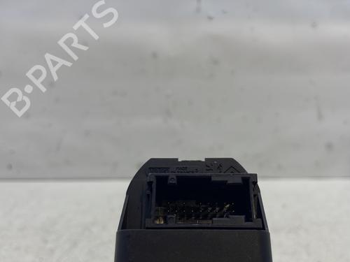 Used Left front window switch Left front window switch PEUGEOT 206 Hatchback (2A/C) 2.0 HDI 90 (90 hp) 29894182 29894182
