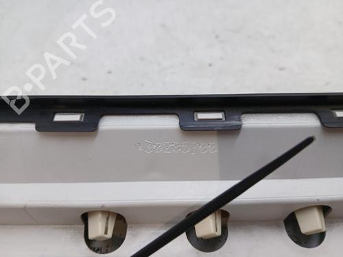 Display Display 38185436 38185436