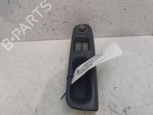 Used Right front window switch RENAULT TWINGO I (C06_) 1.2 (C063, C064) (55 hp) 27971803
