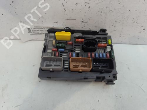Sikringsdose PEUGEOT 308 I (4A_, 4C_) 1.6 HDi (92 hp) 28080514