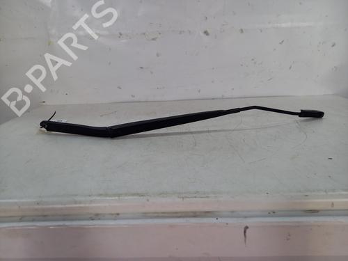 Used Front windshield wiper arm RENAULT CLIO IV (BH_) 1.5 dCi 110 (110 hp) 29377177