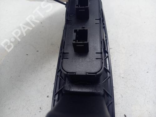 Used Left front window switch Left front window switch CITROËN C4 I (LC_) 1.6 HDi (90 hp) 33561359 33561359