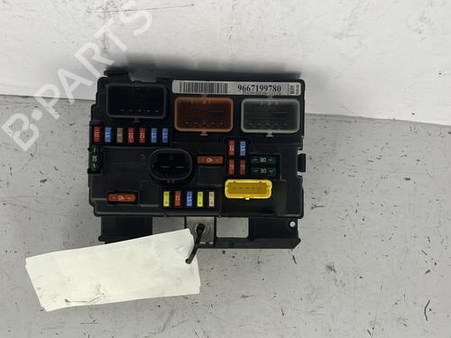 Fuse box CITROËN C3 II (SC_) 1.6 HDi 90 | BP24468836E1  - Image 5