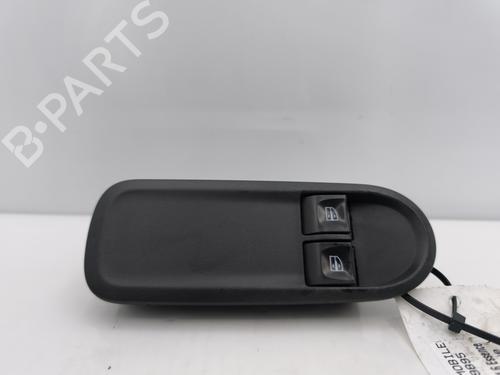 Używane Przełącznik szyby przedniej lewej DACIA DUSTER (HS_) 1.6 SCe 115 (115 hp) 30874808