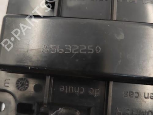Used Fuse box Fuse box PEUGEOT 307 Break (3E) 1.6 HDi 110 (109 hp) 22833875 22833875