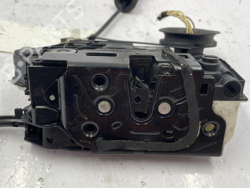 Rear right lock VW GOLF VI (5K1) 2.0 TDI | BP22844583C99 