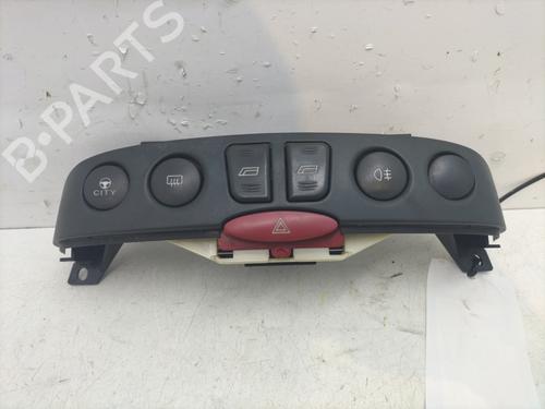 Used Left front window switch FIAT PUNTO (188_) 1.2 60 (188.030, .050, .130, .150, .230, .250) (60 hp) 29980464