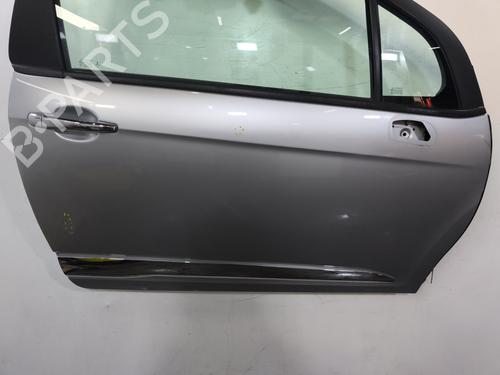 Used Right front door Right front door 38009018 38009018