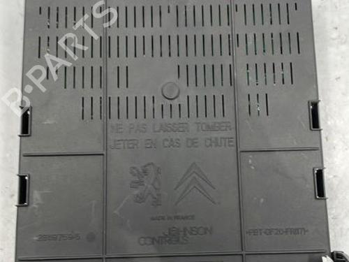 Used Fuse box PEUGEOT 308 I (4A_, 4C_) 1.6 HDi (90 hp) 22831895