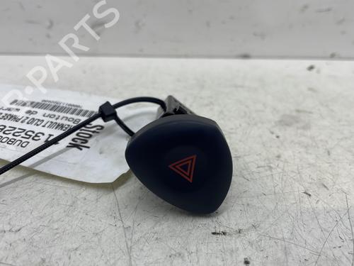 Bouton de warning RENAULT CLIO II (BB_, CB_) 1.2 16V (BB05, BB0W, BB11, BB27, BB2T, BB2U, BB2V, CB05,... (75 hp) 29598832
