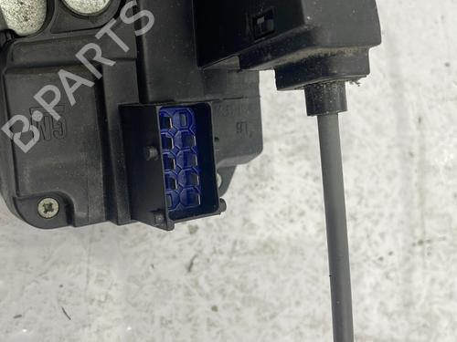 Front left lock OPEL ZAFIRA A MPV (T98) 2.0 DTI 16V (F75) | BP25331546C98 