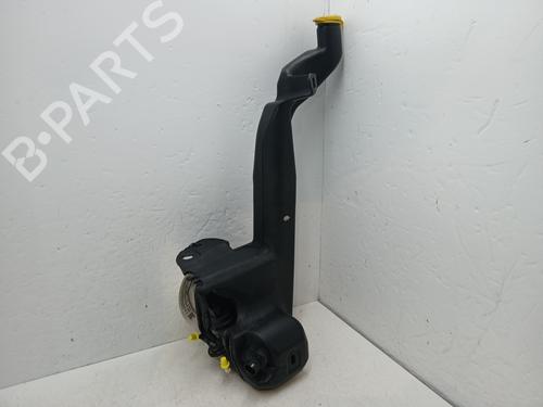 Used Windscreen washer tank Windscreen washer tank 32987183 32987183