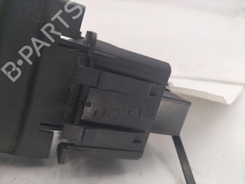 switch-citroen-c4-picasso-i-mpv-ud_-2006-2007-2008-2009-2010-2011-2012-2013-2014-2015-30929151 main image