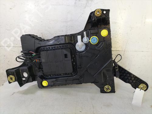 Réservoir d'AdBlue PEUGEOT 308 SW II (LC_, LJ_, LR_, LX_, L4_) 1.5 BlueHDi 130 (131 hp) 31034835