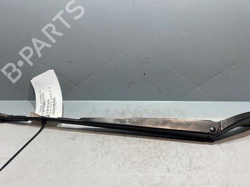 Used Front windshield wiper arm FIAT 500e (332_) Elektro (FA1) (95 hp) 29619365