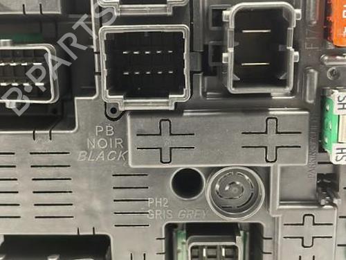 Used Fuse box Fuse box PEUGEOT 308 I (4A_, 4C_) 1.6 HDi (90 hp) 22836171 22836171