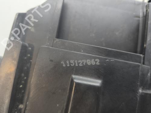 Right headlight PEUGEOT 5008 (0U_, 0E_) 1.6 HDi | BP32204966C29 