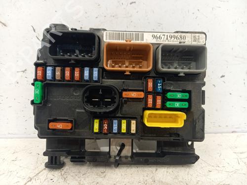 Used Fuse box Fuse box CITROËN C3 II (SC_) 1.6 BlueHDi 100 (99 hp) 24424269 24424269