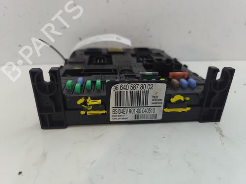 Used Fuse box PEUGEOT 308 CC (4B_) 1.6 16V (120 hp) 25927615