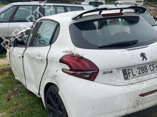 Used Parts PEUGEOT 208 I (CA_, CC_) 1.5 BlueHDI 100 (102 hp) 4338547