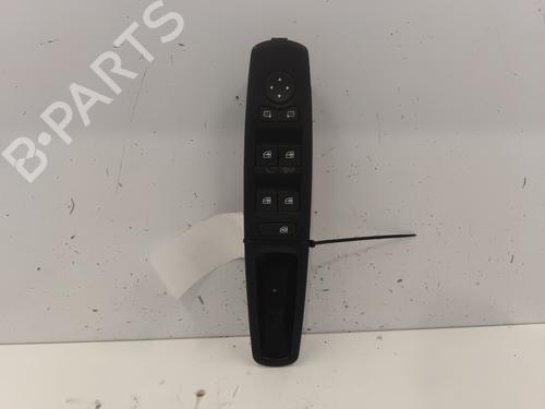Used Switch RENAULT MEGANE III Grandtour (KZ0/1) 1.5 dCi (KZ1M, KZ1W, KZ0R) (106 hp) 26679840