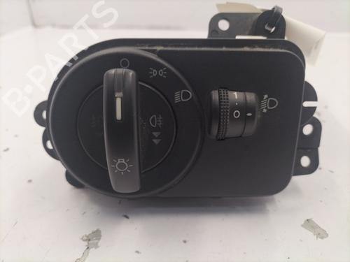 Used Headlight switch FORD FIESTA V (JH_, JD_) 1.4 16V (80 hp) 22845788