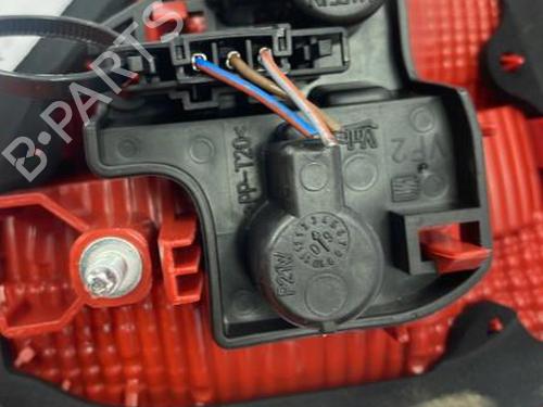 right-tailgate-light-seat-exeo-3r2-20-tdi-3r5945094b-2008-2009-2010-2011-2012-2013-22836285 main image