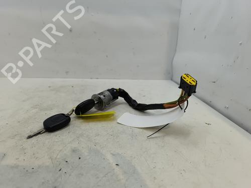 Clé de contact RENAULT CLIO II (BB_, CB_) 1.4 16V (B/CB0P, BB13) (98 hp) 29640027