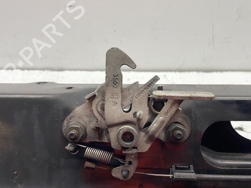 Voorfront slotplaat PEUGEOT PARTNER Box Body/MPV (5_, G_) 2.0 HDi | BP30134672C72