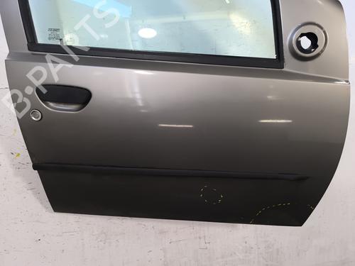 Porte avant droite Porte avant droite FIAT PUNTO (188_) 1.2 60 (188.030, .050, .130, .150, .230, .250) (60 hp) 27436772 27436772