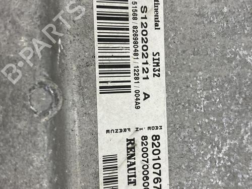 Used Control unit RENAULT TWINGO II (CN0_) 1.2 16V (CN04, CN0B) (75 hp) 22817254