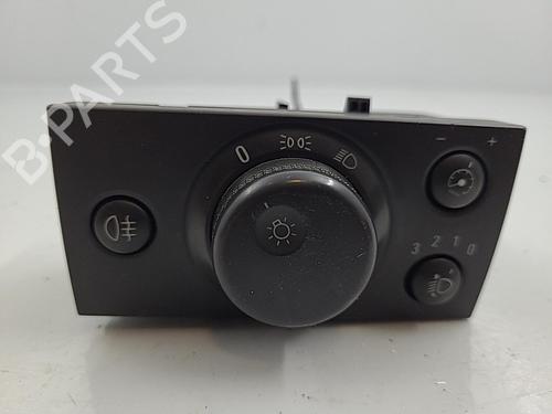 Used Headlight switch OPEL MERIVA A MPV (X03) 1.7 CDTI (E75) (100 hp) 22825799