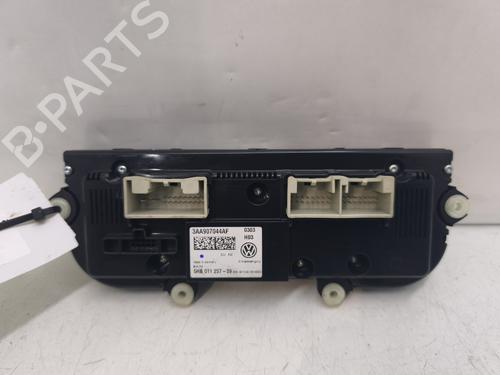 Used Climate control Climate control VW PASSAT B7 Variant (365) 1.6 TDI (105 hp) 30874804 30874804