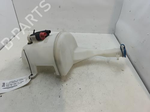 Used Windscreen washer tank TOYOTA YARIS (_P1_) 1.0 (SCP10_, SCP10R) (68 hp) 29639863