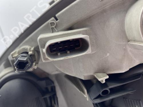 Used Right headlight Right headlight 22843812 22843812