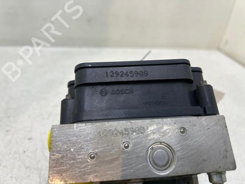 ABS pump TOYOTA AURIS (_E18_) 1.4 D-4D (NDE180_, NDE180R) | BP37237378M43 - Image 3