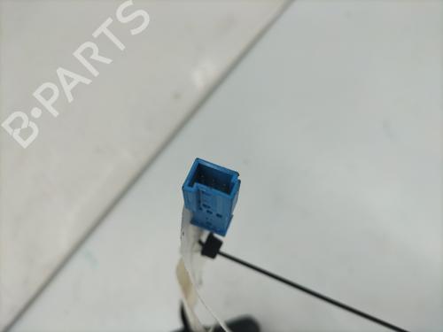 Used Switch Switch TESLA MODEL Y (5YJY) Long Range All-wheel Drive (514 hp) 31581411 31581411