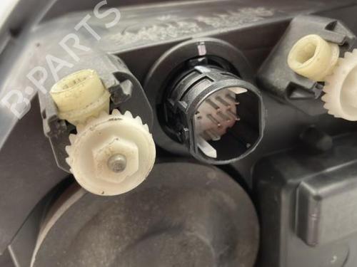 Used Right headlight LANCIA MUSA (350_) 1.3 D Multijet (350.AXB11, 350.AXB1A) (70 hp) 22834327