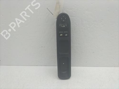 Used Left front window switch PEUGEOT 207 (WA_, WC_) 1.4 HDi (68 hp) 32209804